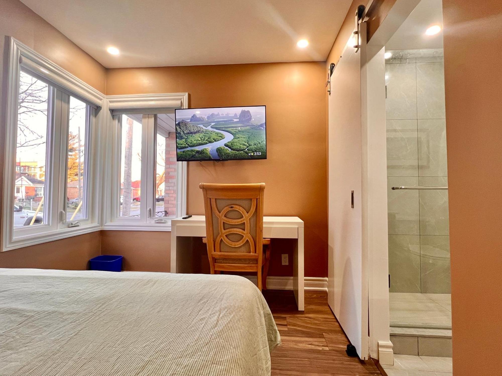 Upgraded Rooms With Bath 7-Min To Subway Near Downsview Rogers Stadium Toronto Bagian luar foto